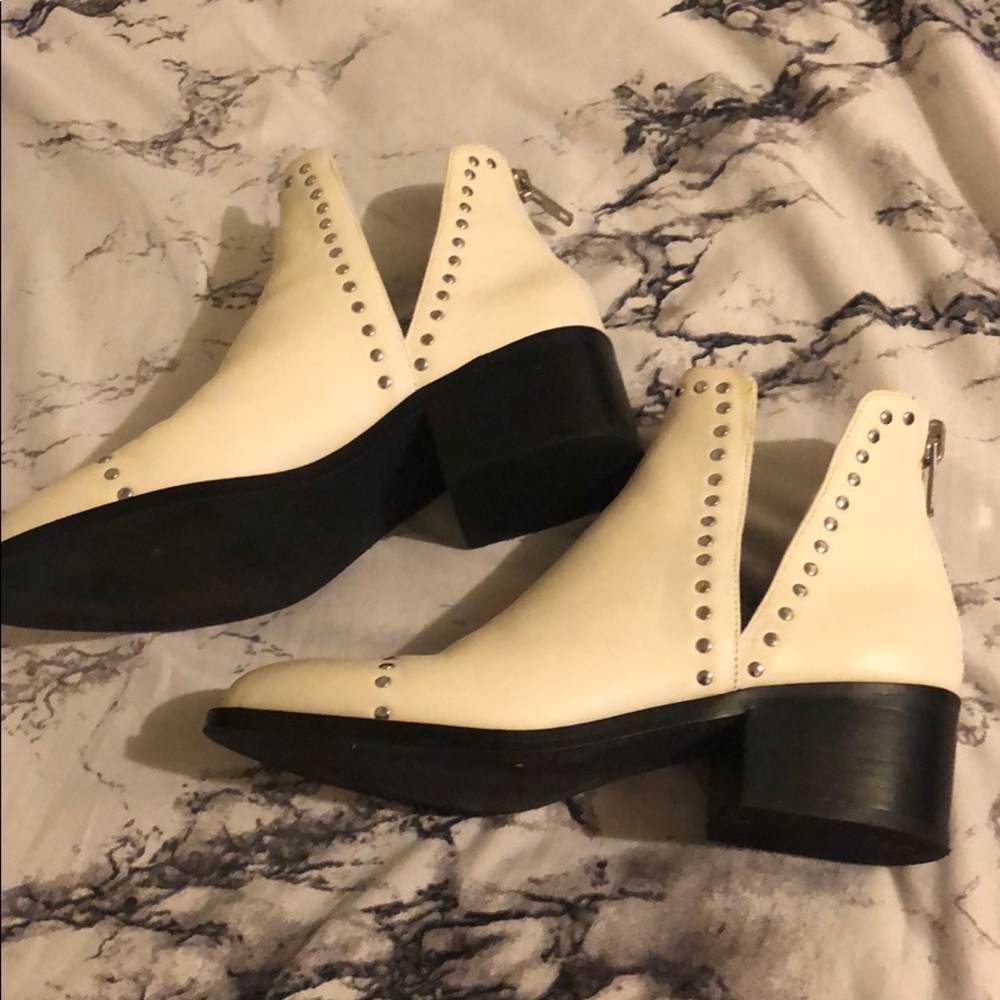Steve Madden Boots